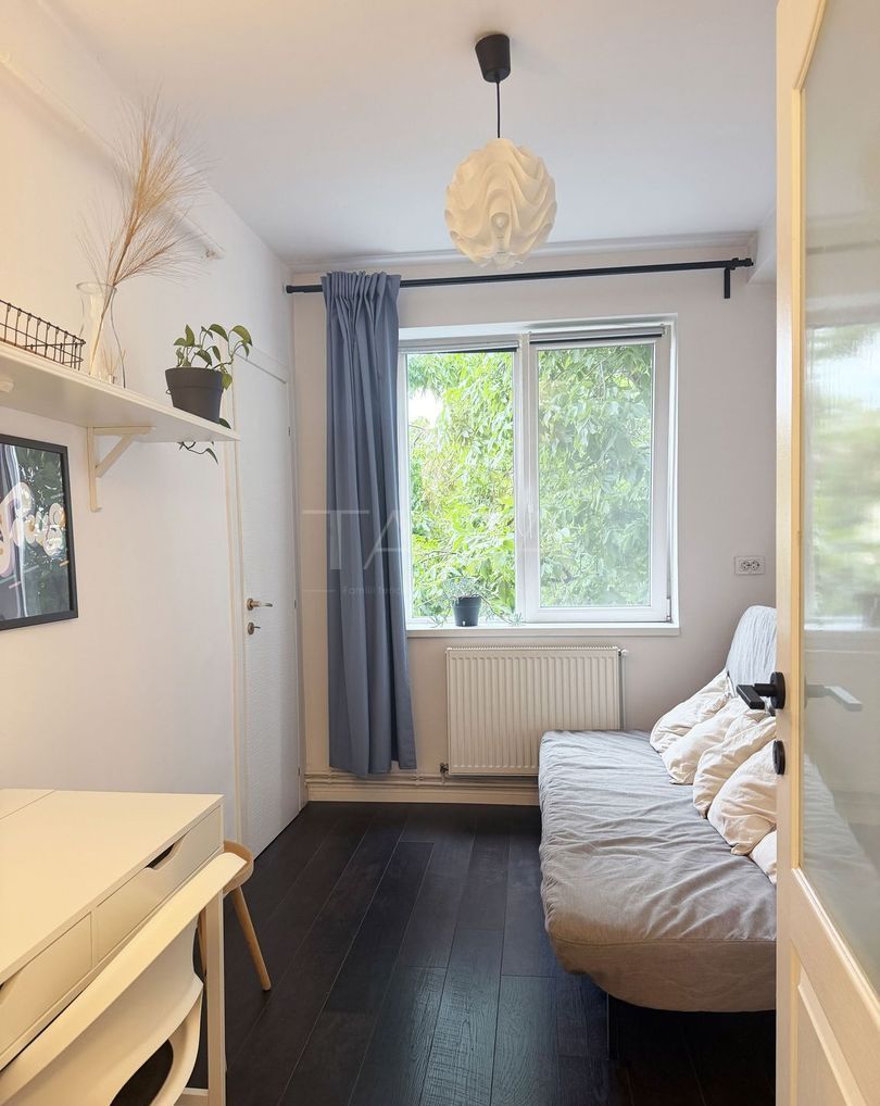 Apartament cu 3 camere, zona Facultatea de Litere. - Poză 10