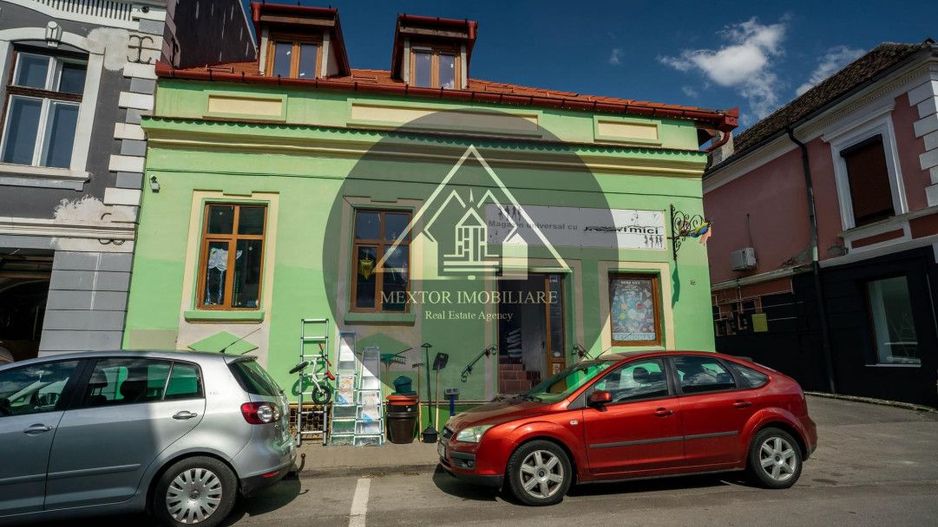 Magazin LA CHEIE pe Str Corso - Poză 2