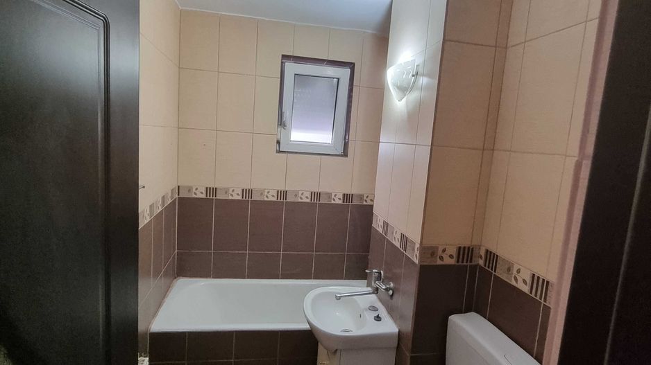 BRASADAS vinde ap cu 2 cam PARTER 42 mp Botizului. - Poză 2