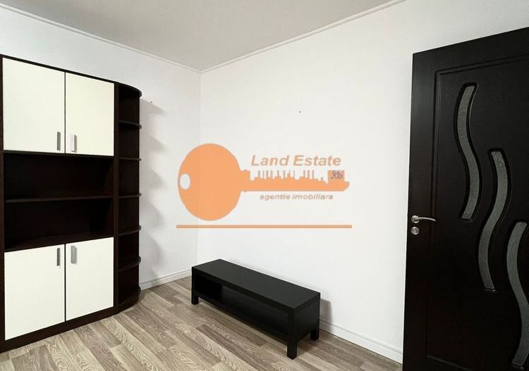 3 camere Crangasi - Poză 1