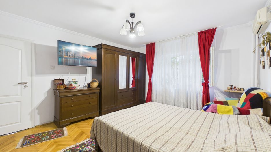 Apartament cu 4 camere de vanzare, Centrala proprie, 13 Septembrie - Poză 18