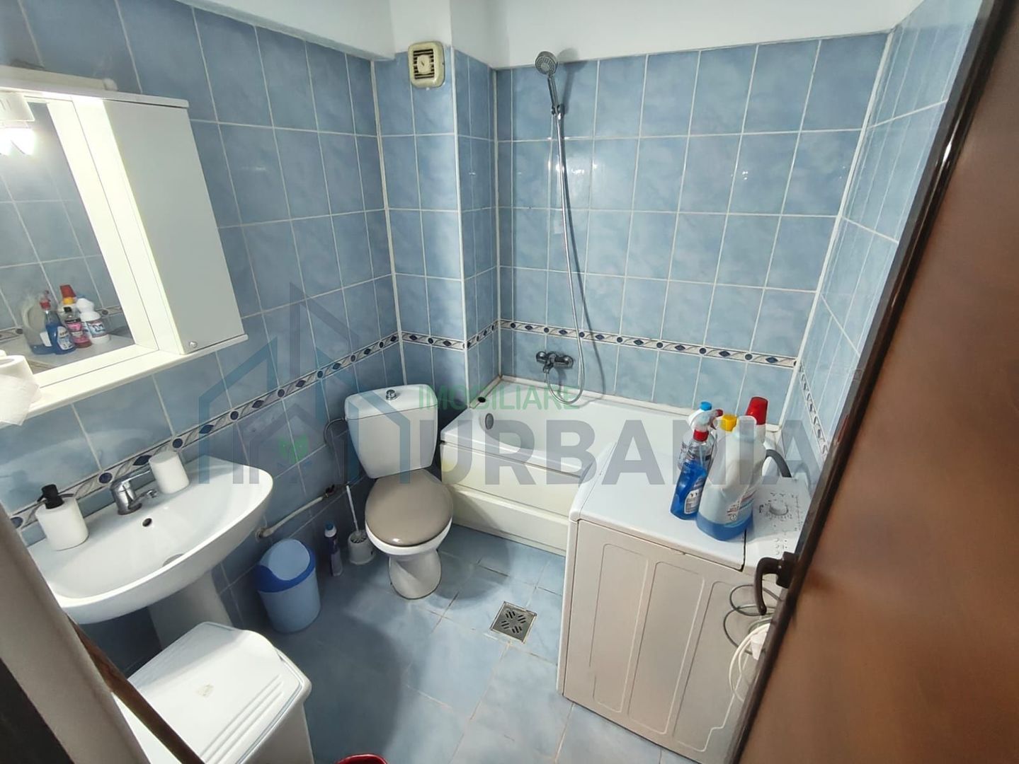 # închiriez apartament foarte convenabil - Poză 5