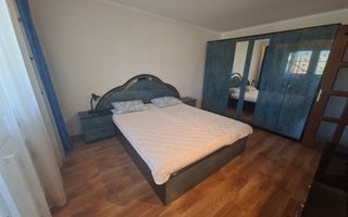 Apartament spațios cu 3 camere in zona Circumvalațiunii - Poză 1