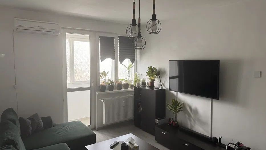 APARTAMENT SUPERB METROU BASARAB - Poză 1