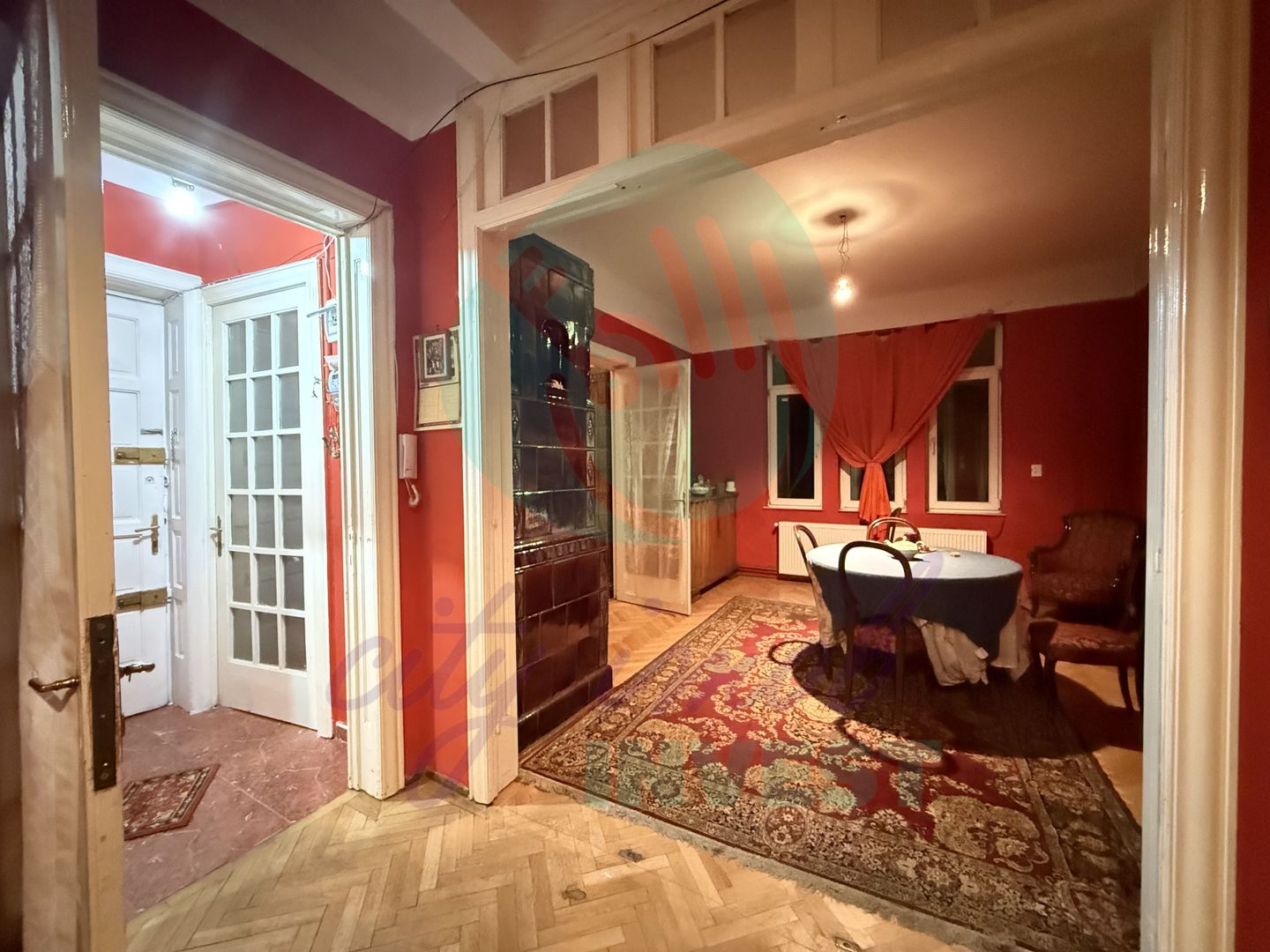 Apartament boem in zona Piata Sfantul Stefan - Poză 2