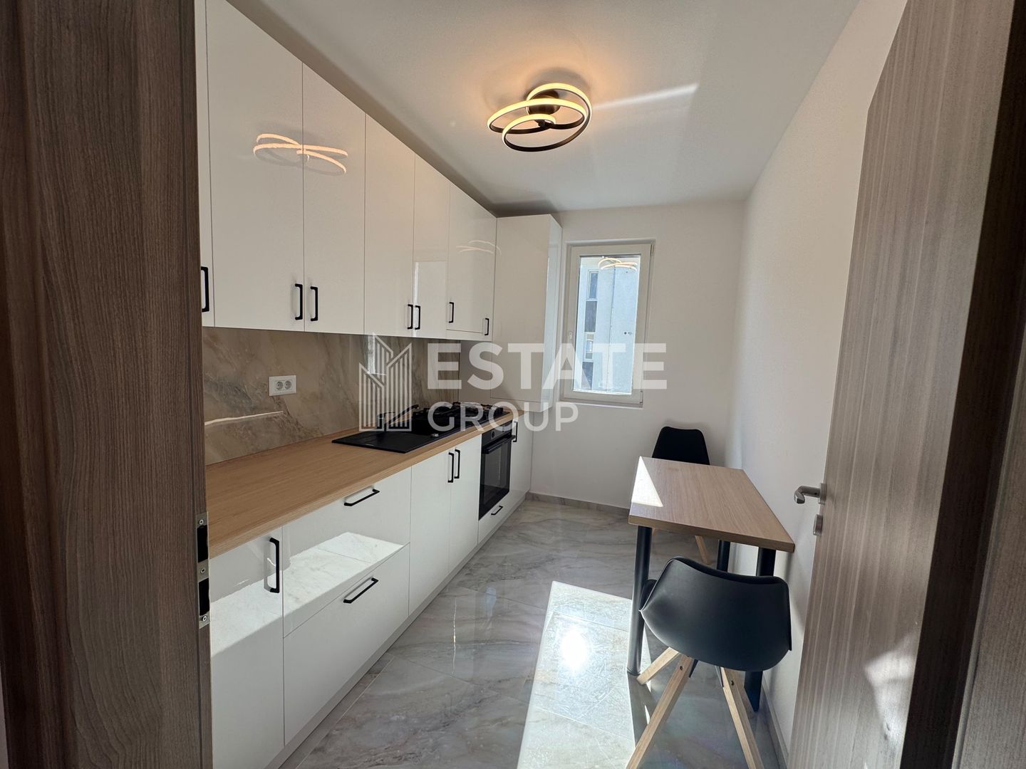 Apartament o camera  Giroc , mobilat si utilat - Poză 5