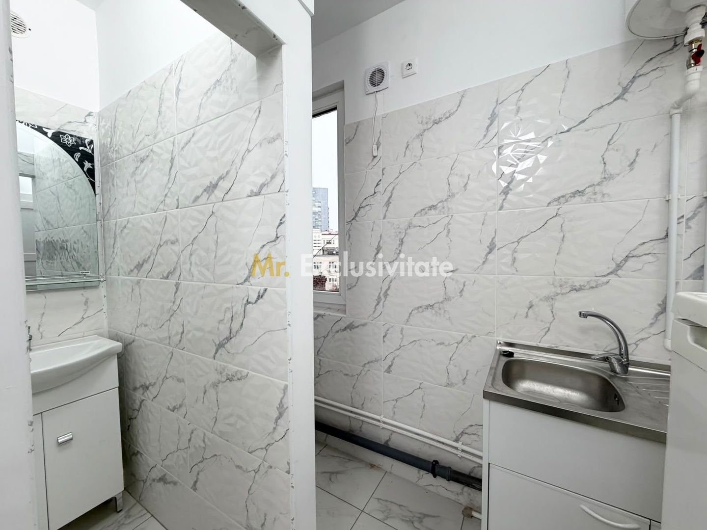 Garsonieră de închiriat, renovată, langă metrou Universitate - Poză 6