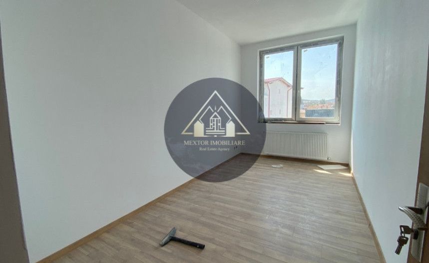 Apartament 3 camere nou, zona Ultra-Centrală la Etajul 2 - Poză 6