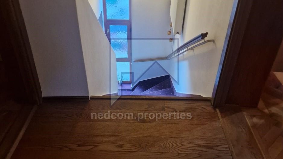 Vanzare apartament 3 camere (E1+M) in Vila (S+P+E1+M) - Teiul Doamnei - Poză 14