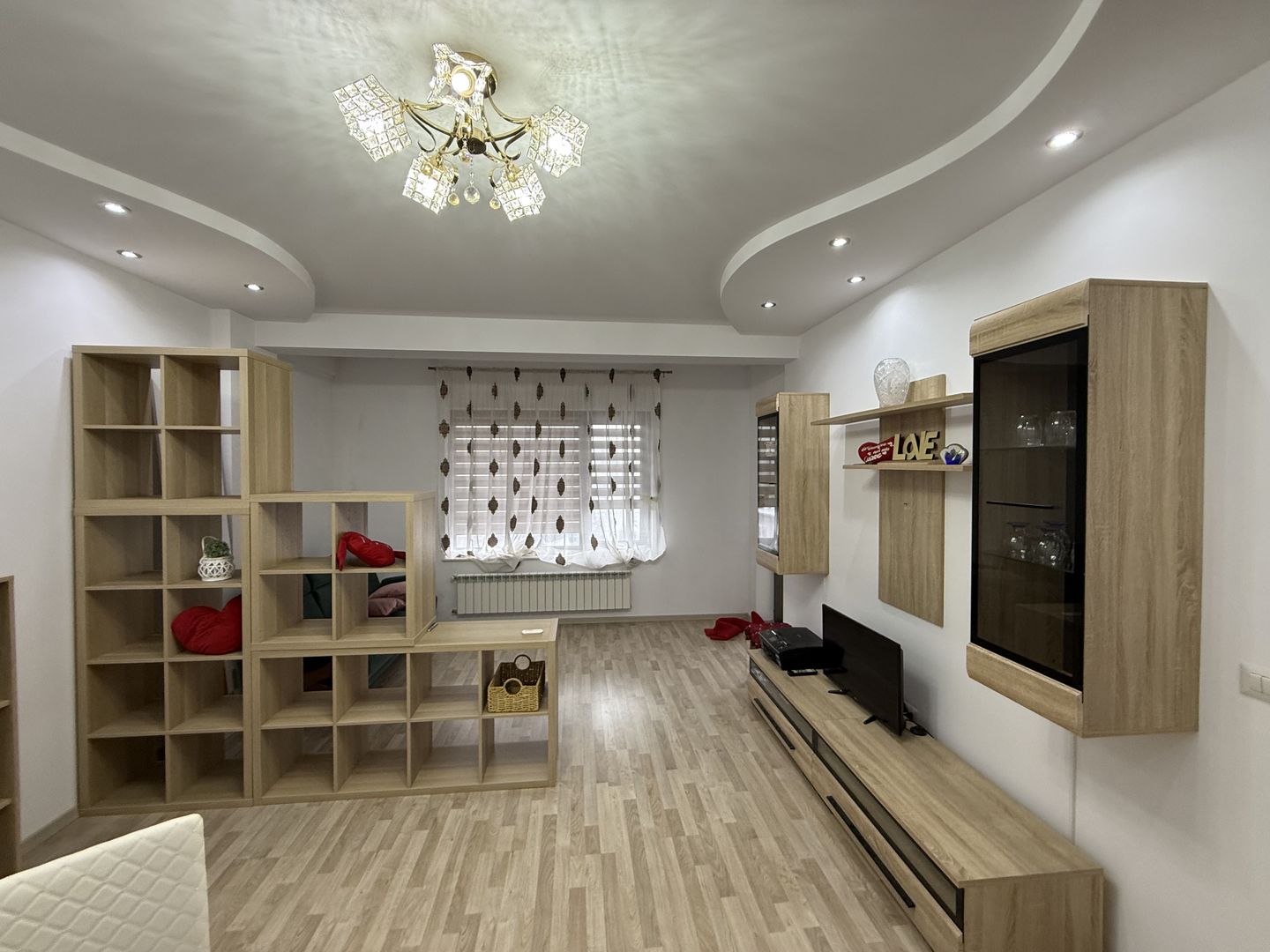 🏡 **Apartament de închiriat | 2 camere | 70 mp 🏡 - Poză 1