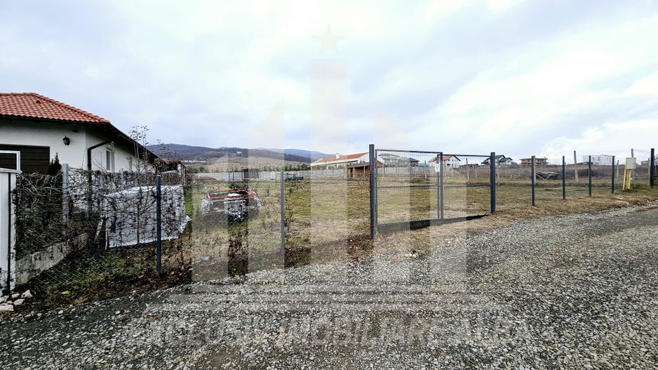 Teren intravilan de vanzare, Podei - Poză 1