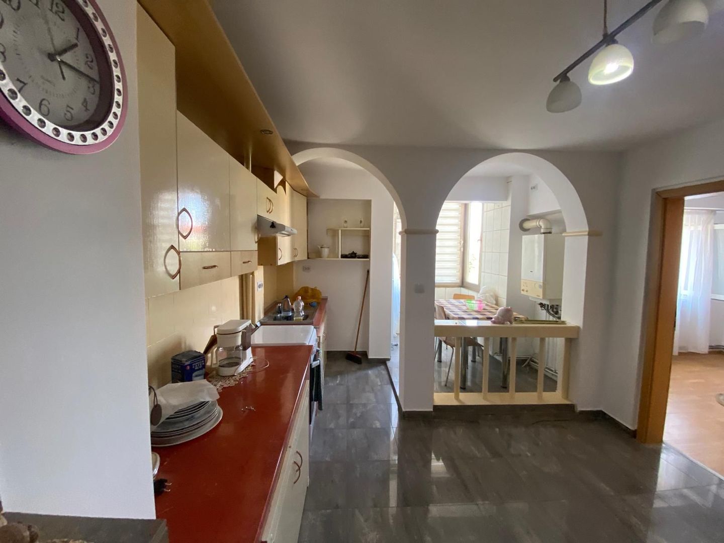 Apartament cu 2 camere de închiriat - Poză 5