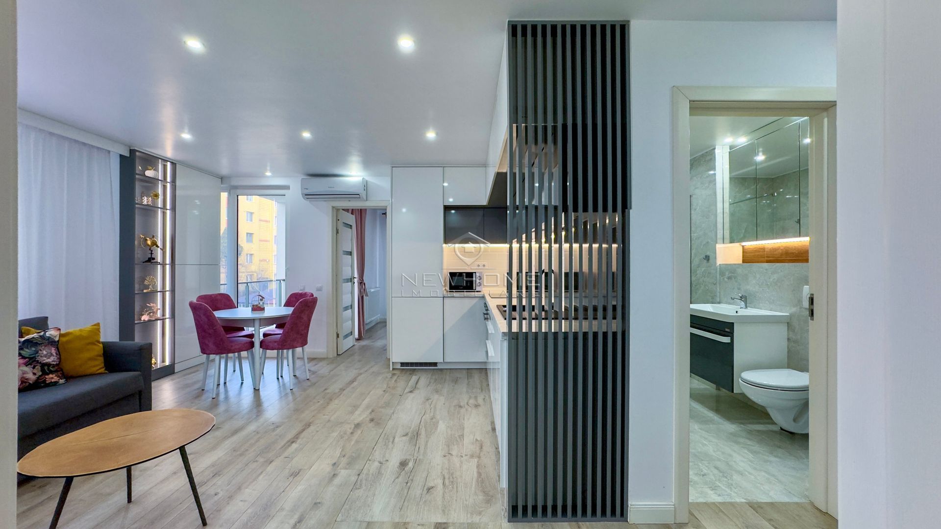 Apartament cu 3 camere de vânzare în zona Centrală - Poză 11