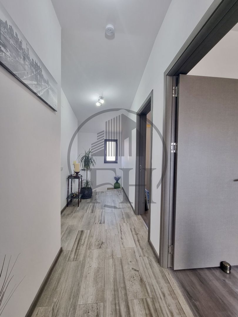 Casa / Vila de vanzare Valu lui Traian - Poză 15