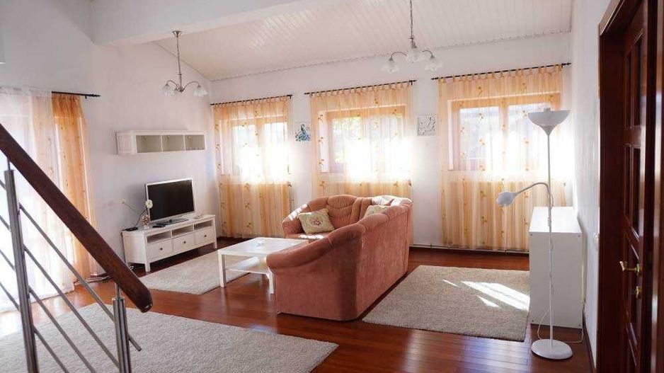 Apartament spatios de inchiriat in vila | zoo Baneasa, Pipera - Poză 1