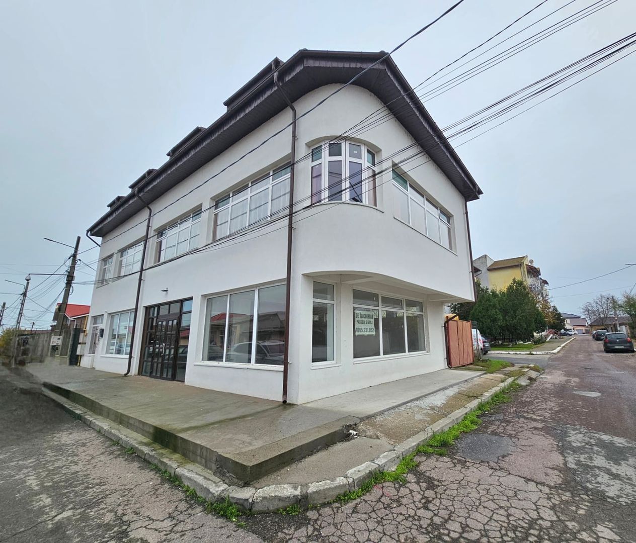 Spatiu comercial de inchiriat oras Ovidiu/Constanta - Poză 1