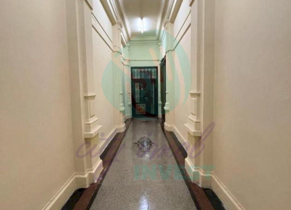 Apartament in vila cu arhitectura specifica perioadei interbelice - Poză 12