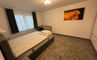 Apartament cu 2 camere, decomandat, 65mp, Zona Ultracentral - Poză 6