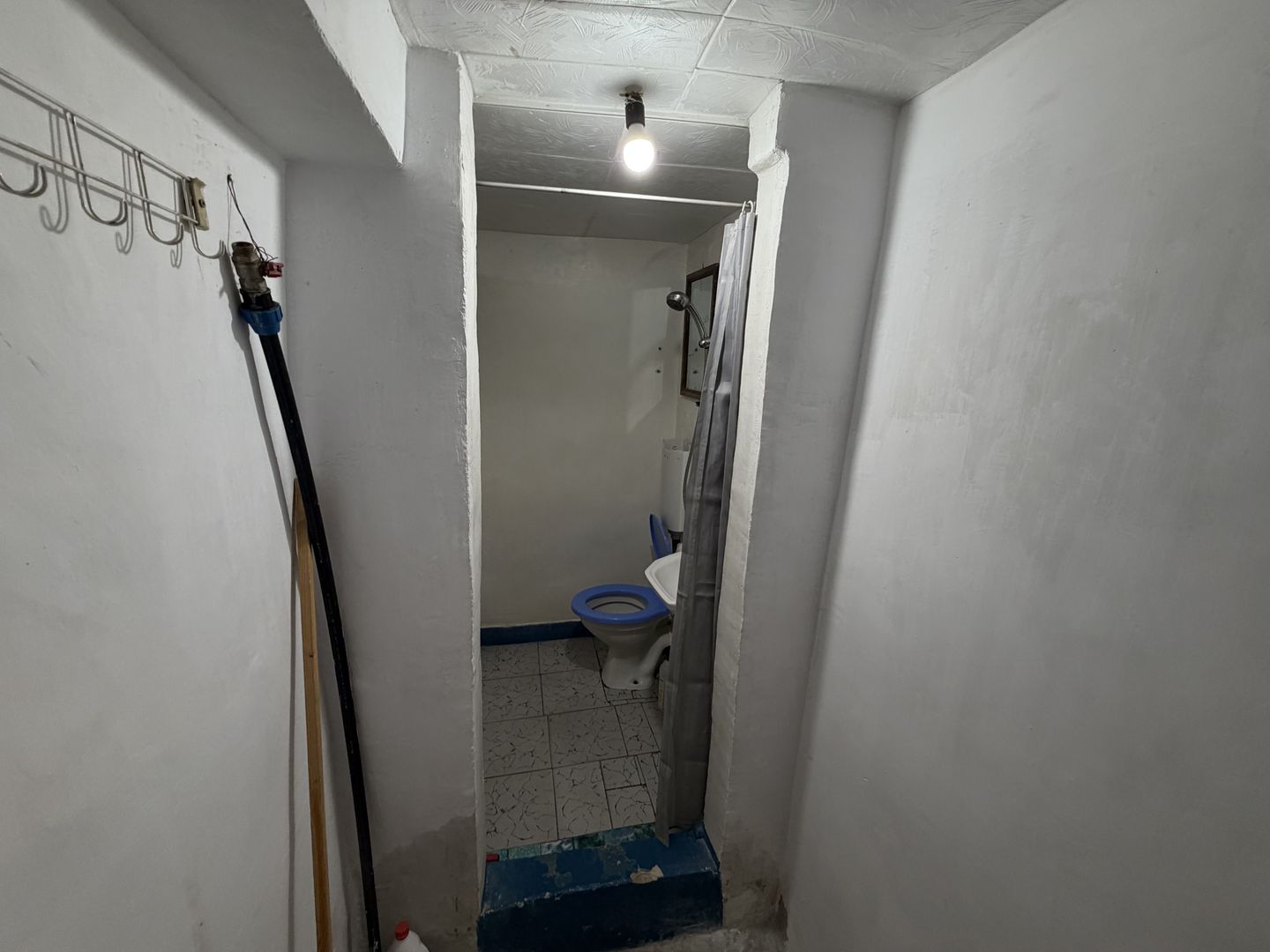 Casa cu 2 corpuri, acces auto, curte – Republica / Industriilor - Poză 9