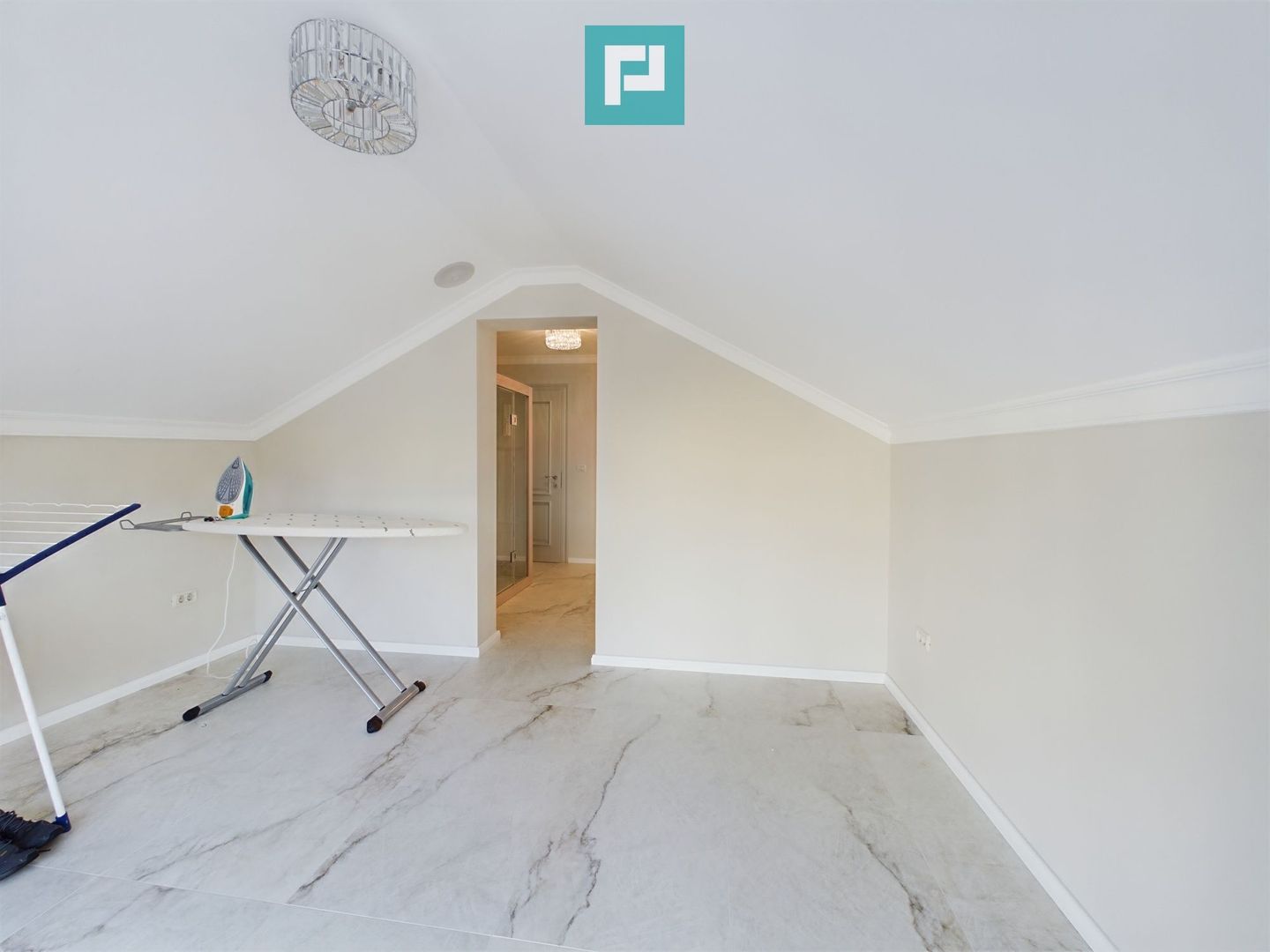 Vilă Premium de Închiriat – confort și eleganță - Poză 30