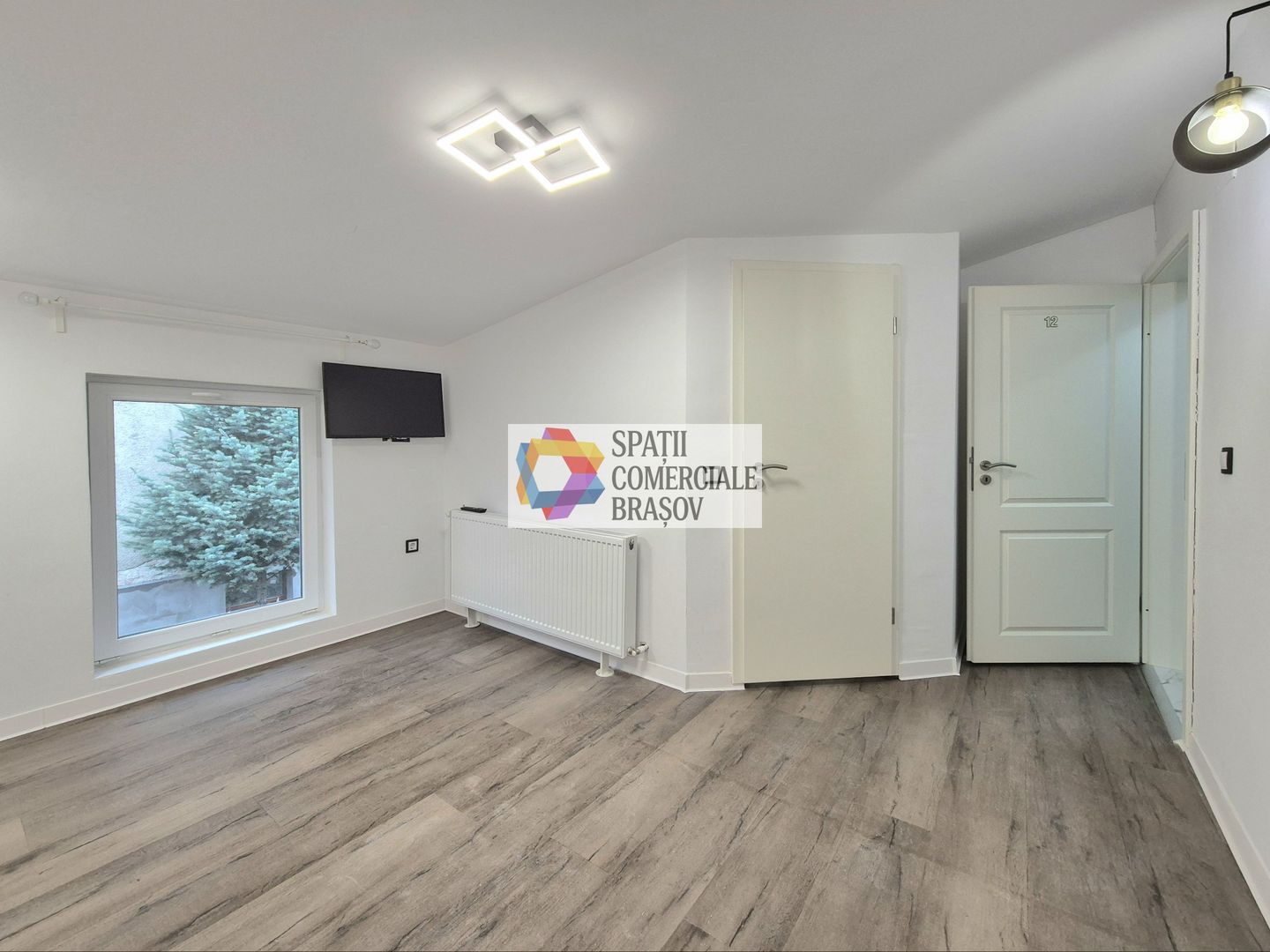 Spatiu de birouri la casă - 225 mp - Poză 17