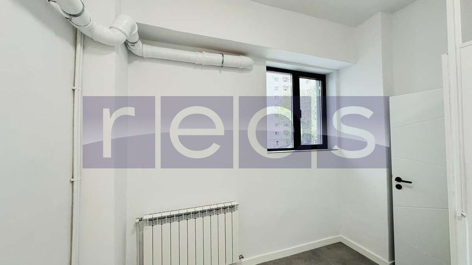 VANZARE SPATIU | 3 CAI ACCES | ZONA DECEBAL - Poză 6