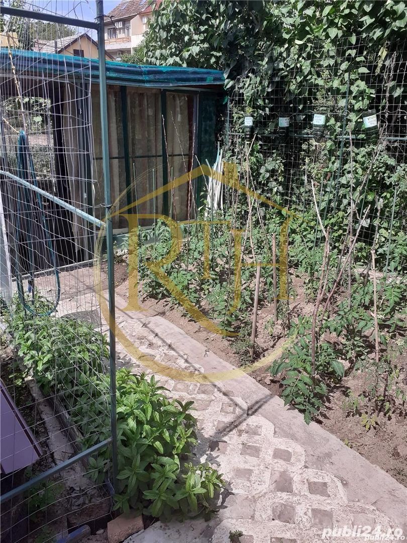 Oferim spre vanzare un ap 2 camere la curte comuna +75mp teren - Poză 9