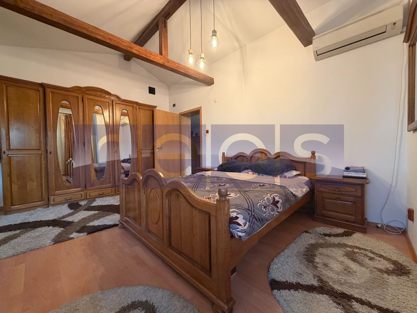 VANARE CASA | 150 MP LOCUIBILI | TEREN 400 MP | PANOURI FOTOVOLTAICE 8 KW | - Poză 11