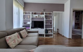 Apartament 3 camere, Plopilor – cu parcare inclusă - Poză 1