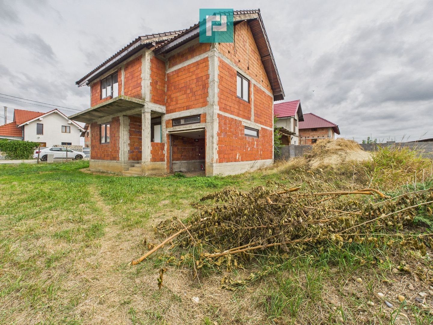 Casă la roşu P+E+M în Şagu - Poză 2