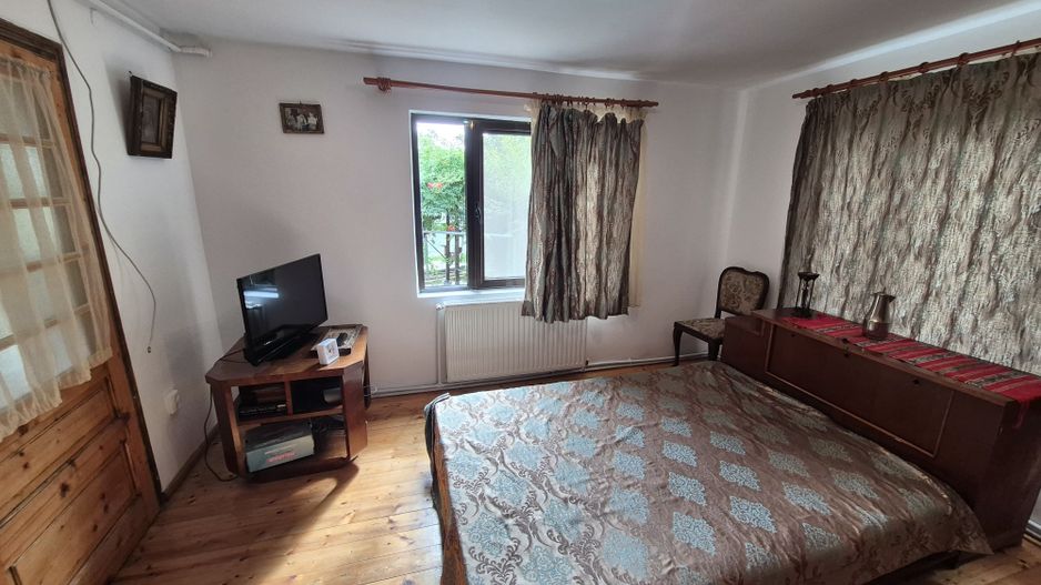 Vila 4 camere + teren 818 mp central Provita de Sus (lângă școală) - Poză 17