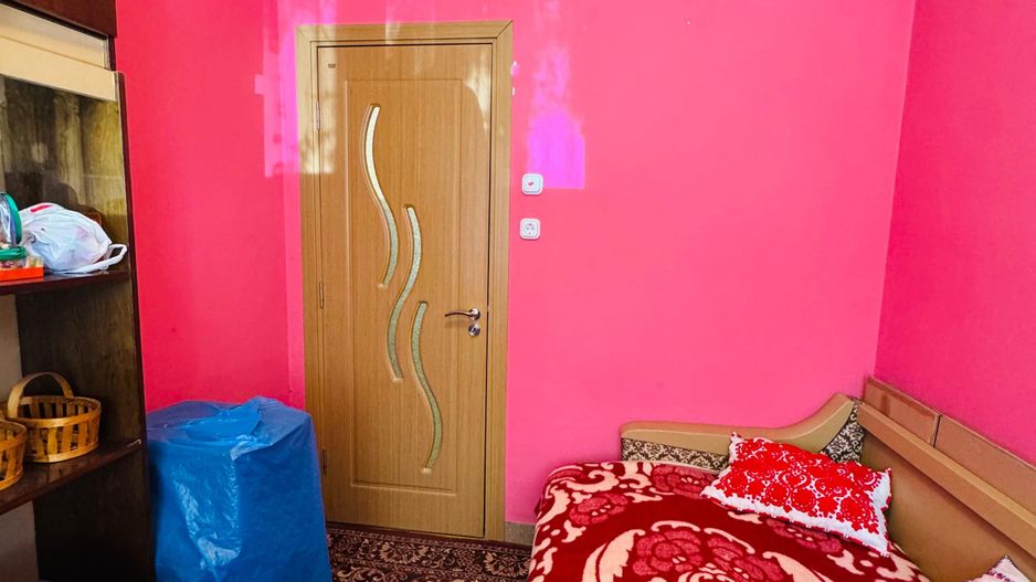 Apartament cu 3 camere pe str. Aluminei langa Liceul Ortodox - Poză 11