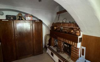 vand casa zona ALUNIS, 450 mp teren - Poză 2