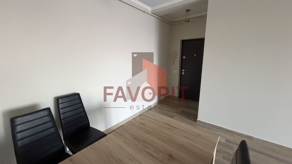 Bucatarie inchisa. Curte proprie. Cu 2 bai - Poză 13