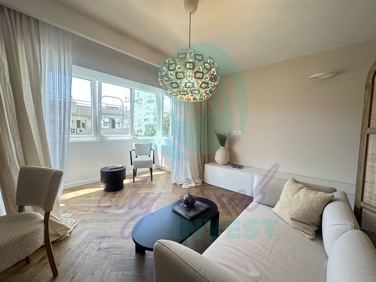 Locuinta cu design modern si elegant la 2 pasi de Bd Decebal - Poză 2