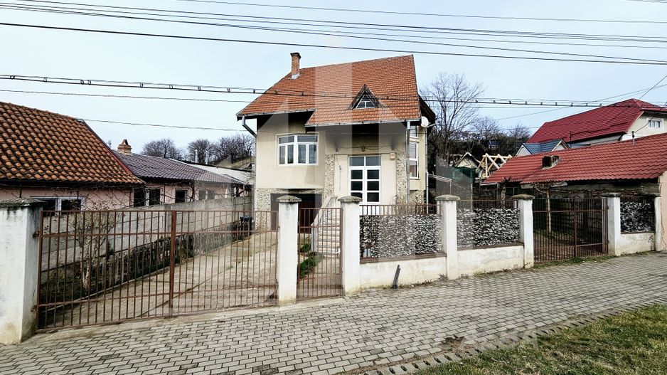 Casa individuala | 5 camere | 288 mp | 870 mp teren | Maieri - Poză 1