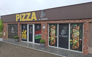 SPATIU COMERCIAL PLUS CASA DE VANZARE IN HOLBOCA 250 000 EURO - Poză 1