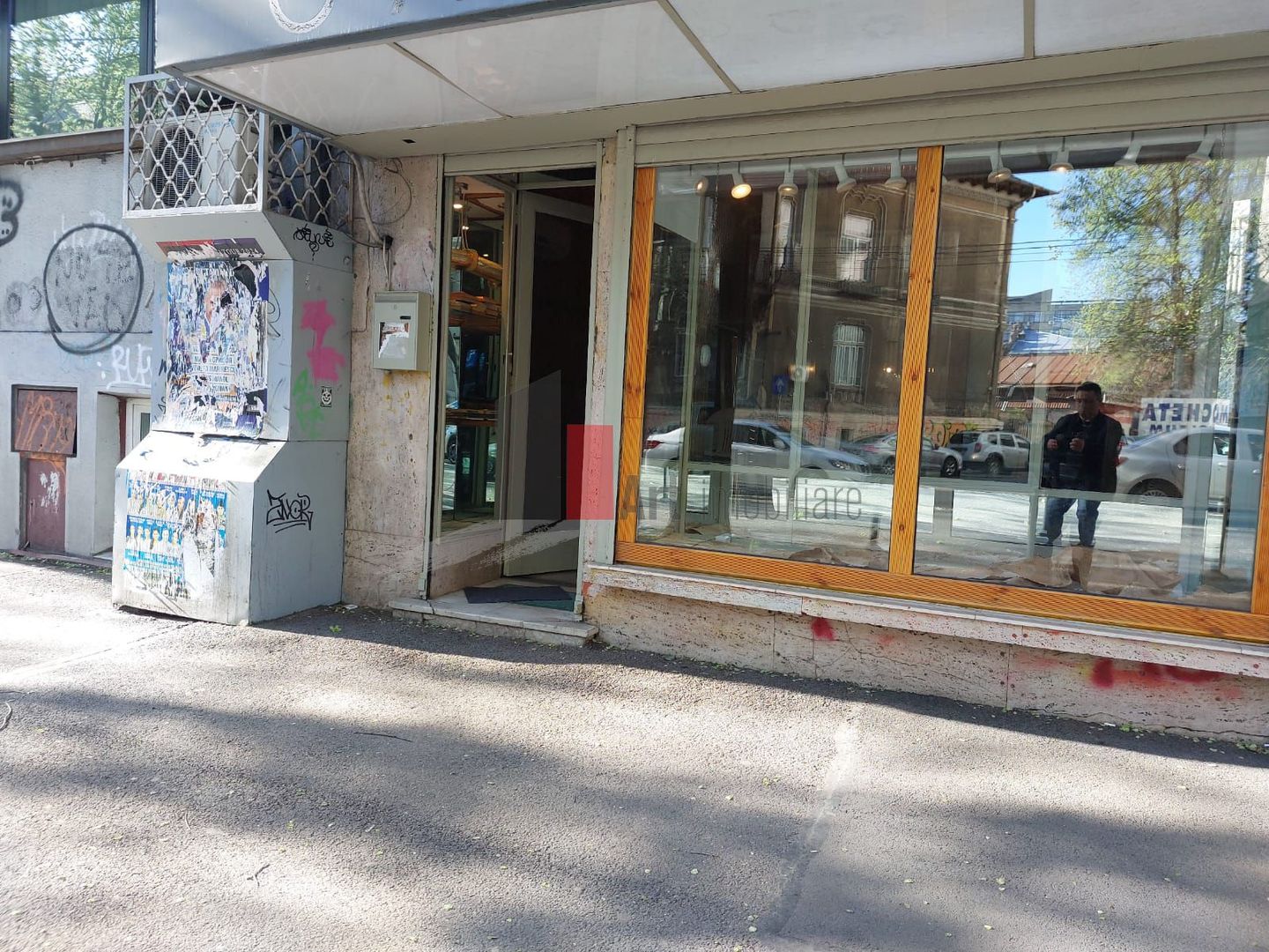 Spatiu comercial Universitate-Armeneasca, vitrina mare, trafic pietonal si auto - Poză 17