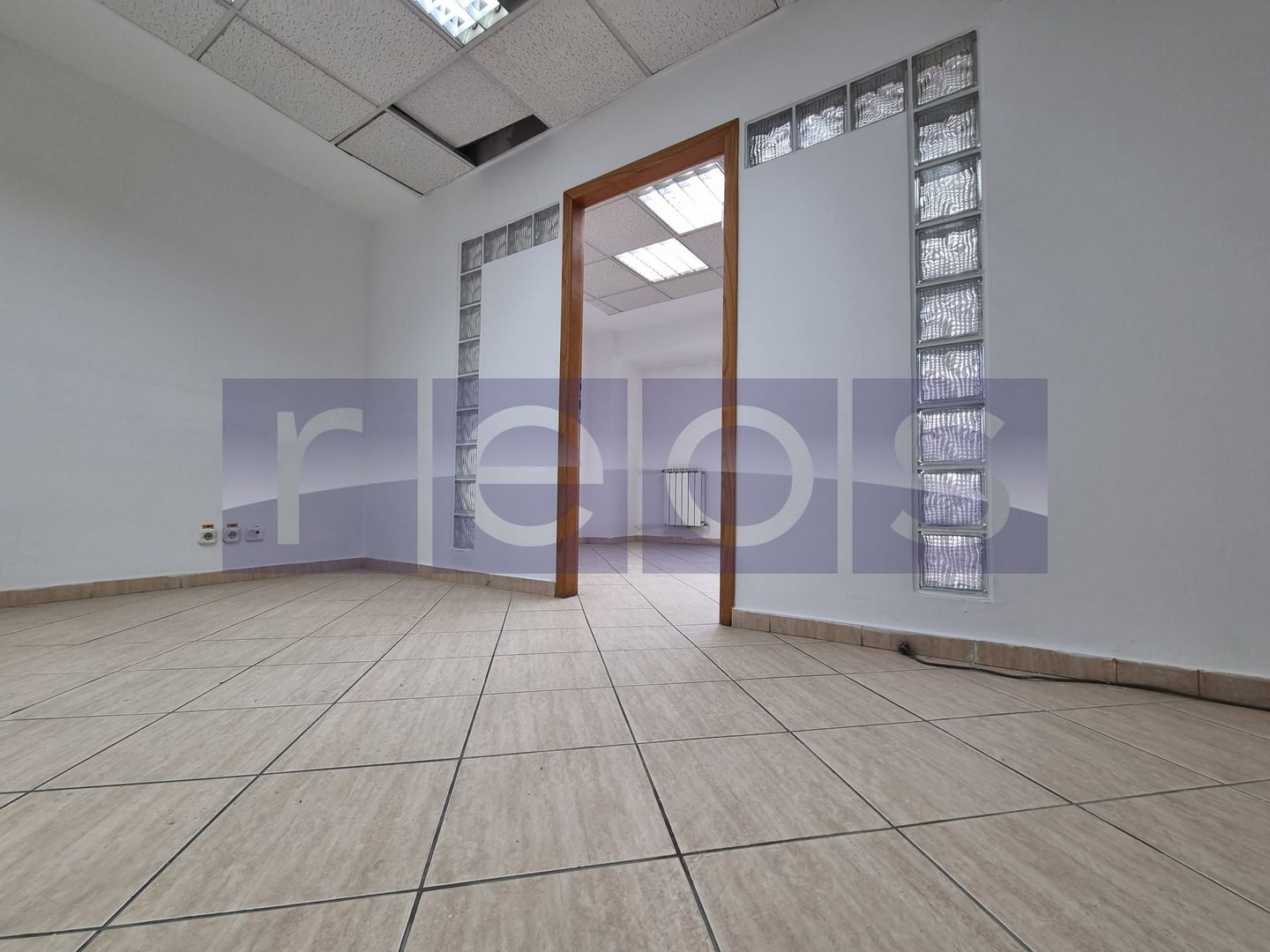VANZARE SPATIU COMERCIAL | 15 CAMERE | ZONA UNIRII - Poză 14