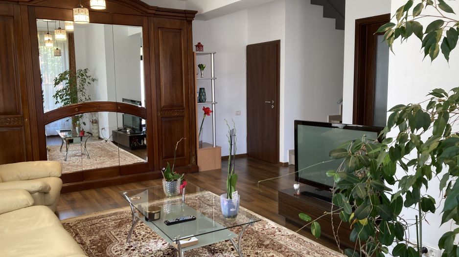 Simion Bărnuțiu | Duplex modern | Curte | Parcare - Poză 2