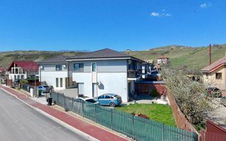 Casa tip duplex, 4 camere, 3 bai, teren 273 mp, Apahida-Sub Coasta - Poză 2