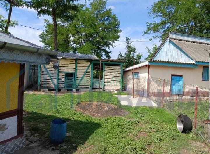 Casă cu grădină, 86 mp, 3 camere, sat Drăgușeni, comuna Scheia, la 35 km de Iași - Poză 5