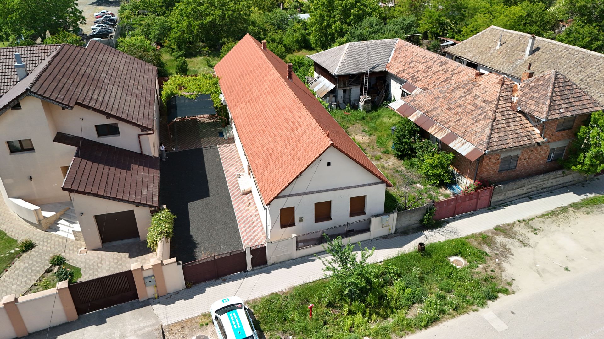 Casă cu 5 camere în Vladimirescu - Poză 13