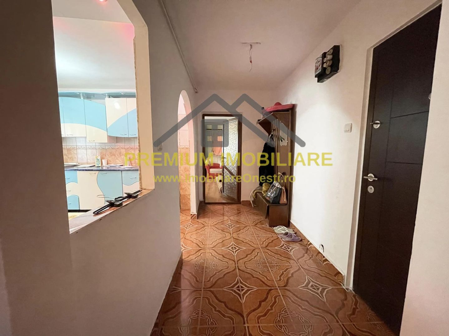 Apartament 2 Camere Decomandat - Targu Ocna - Poză 7