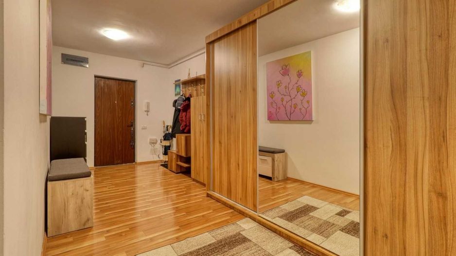 Inchiriez apart. mare, 3 camere-120 mp, Pod Constanta-Buc Noi, sect.1 - Poză 2