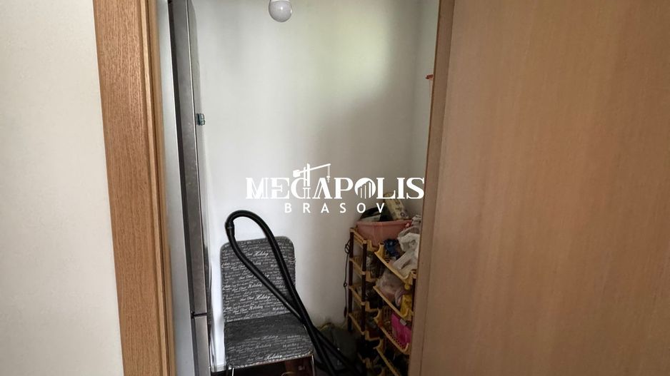 Vânzare apartament 2 camere   Brașov - Poză 9