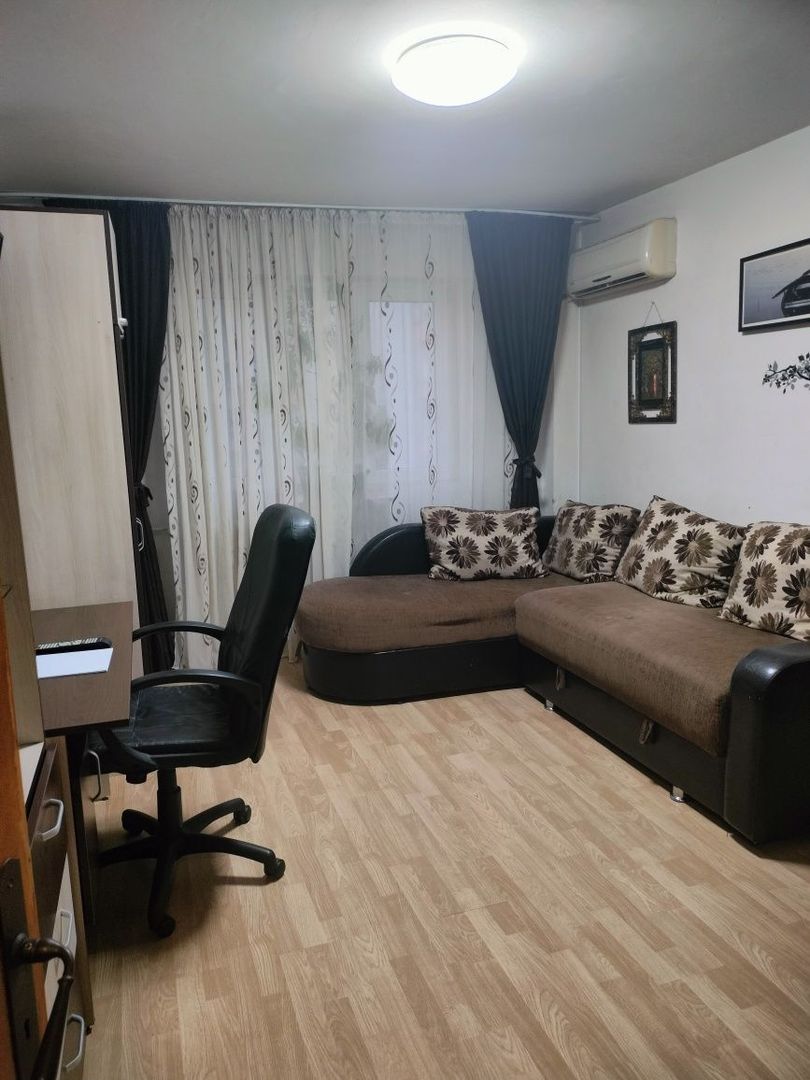 Proprietar închiriez apartament cu doua camere in zona Teiul Doamnei - Poză 2