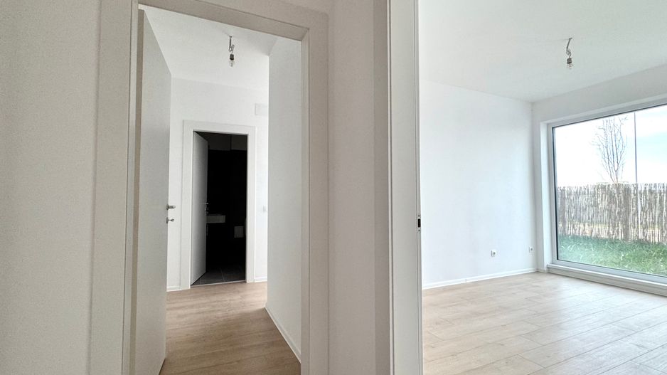 Apartament 4 camere Decomandat + Grădină Proprie - Atria Urban Resort - Poză 1