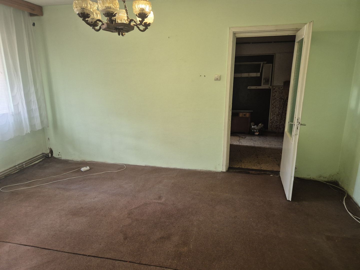 Vand apartament 2 camere zona Trandafiru - Poză 1