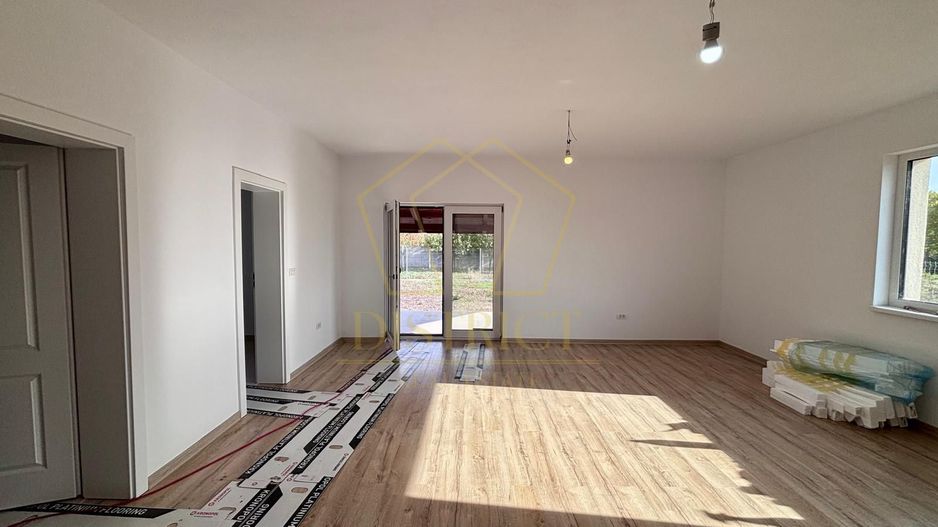 Casa individuala pe parter, 3 dormitoare | Dumbravita - Poză 2